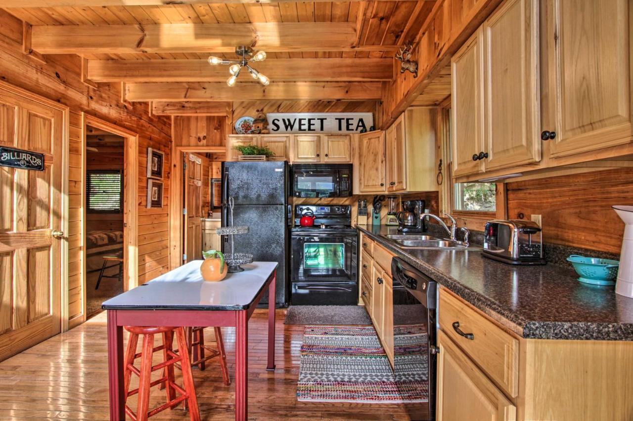 Pigeon Forge Scenic Solitude With Private Hot Tub! Екстер'єр фото