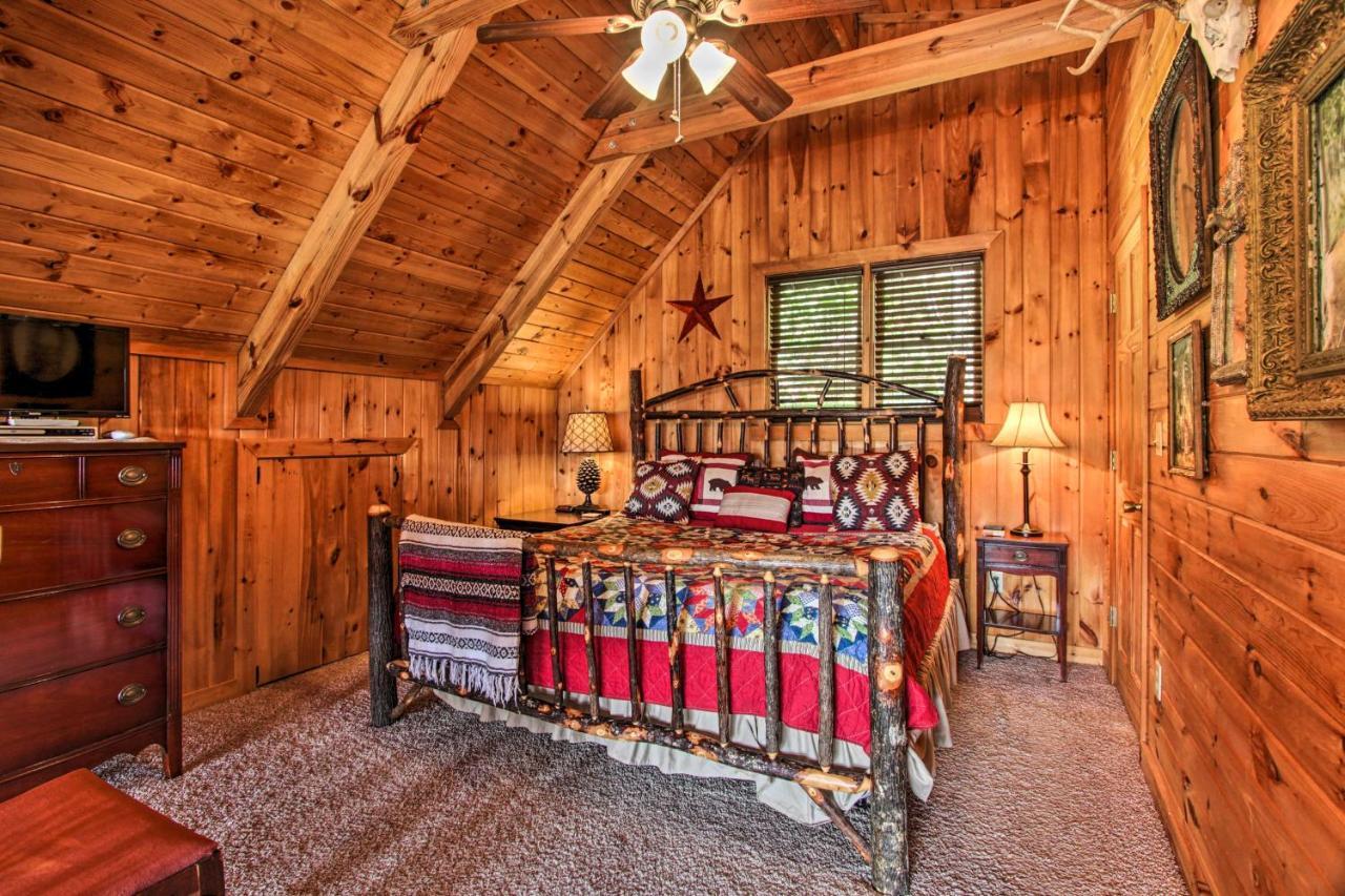 Pigeon Forge Scenic Solitude With Private Hot Tub! Екстер'єр фото