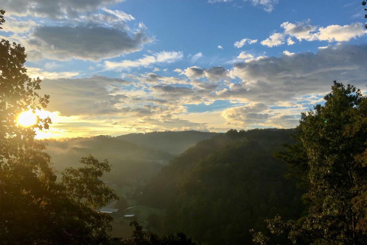 Pigeon Forge Scenic Solitude With Private Hot Tub! Екстер'єр фото